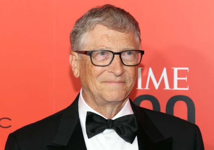 比尔·盖茨 (Bill Gates) 制定了捐出财富的宏伟计划。